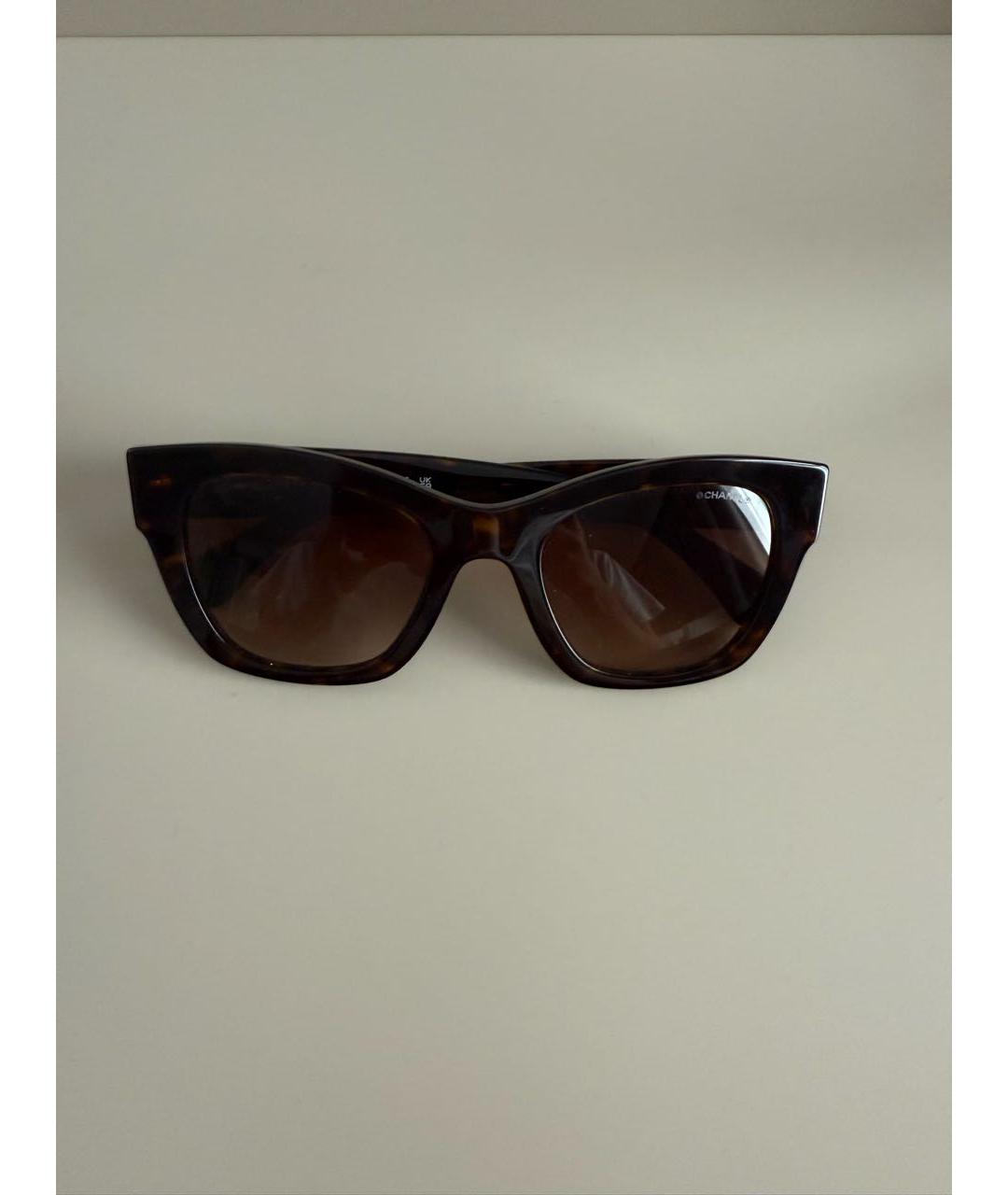CHANEL Коричневые пластиковые солнцезащитные очки, фото 2