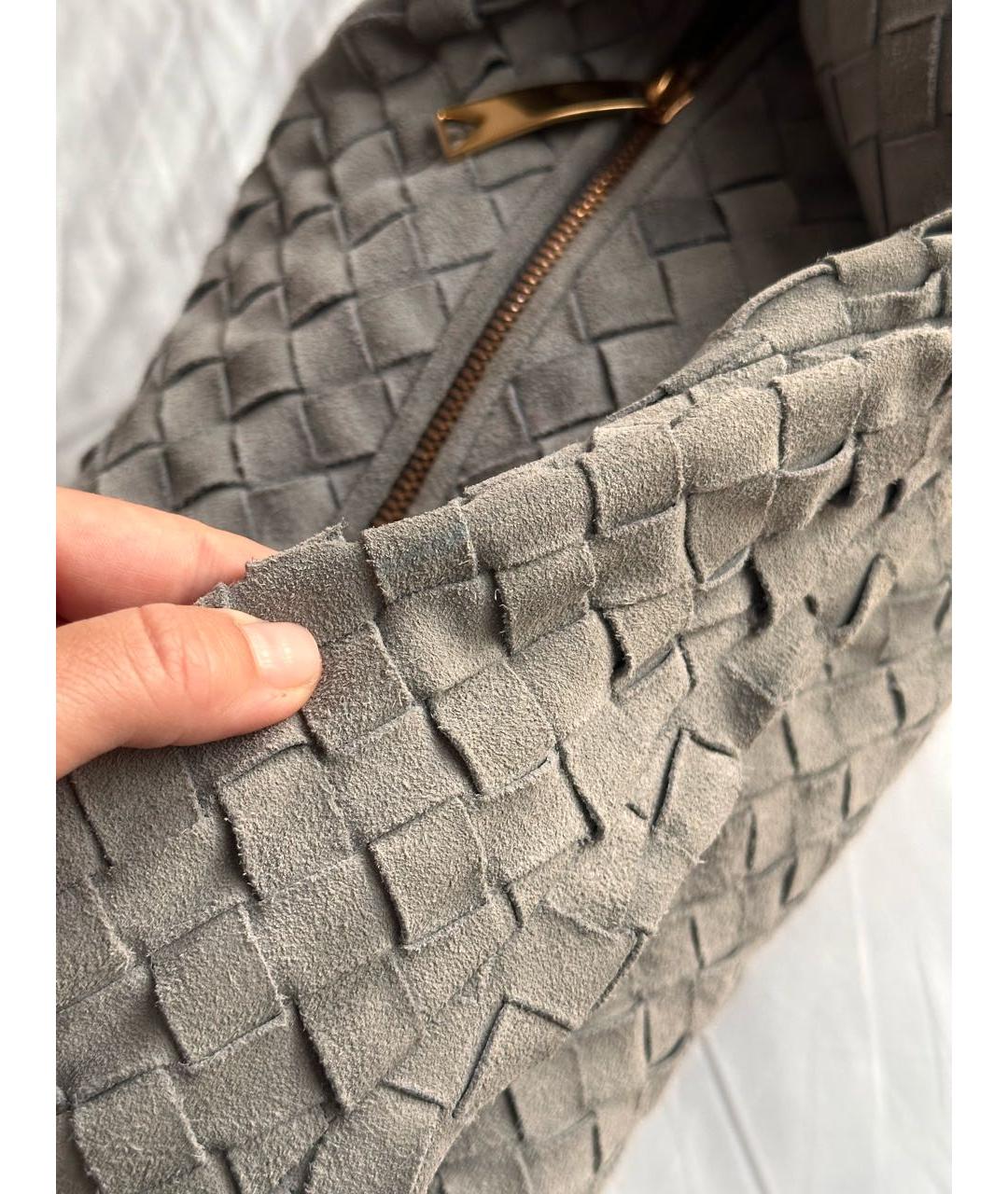 BOTTEGA VENETA Серая замшевая сумка с короткими ручками, фото 4