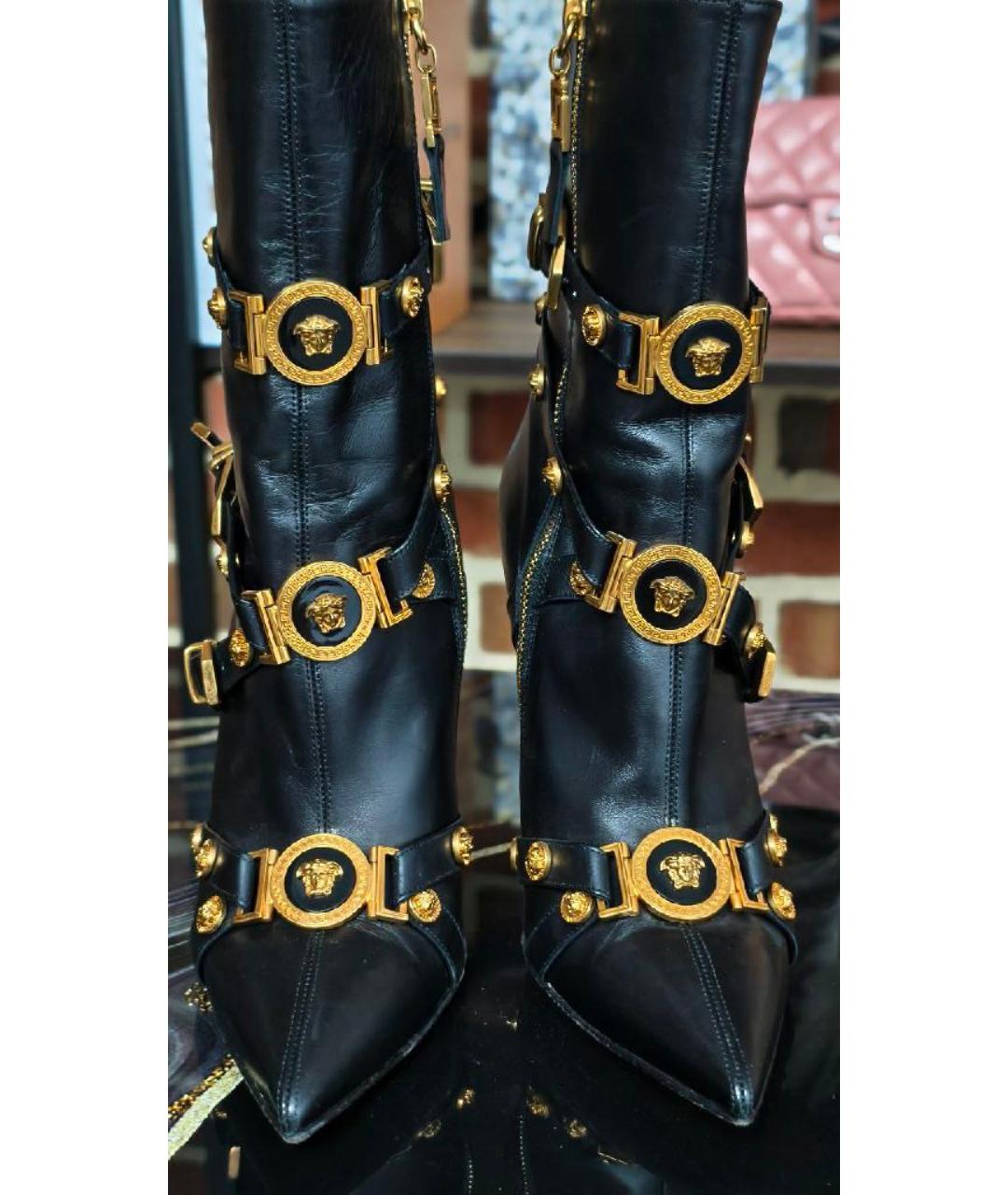 VERSACE Черные кожаные ботильоны, фото 8