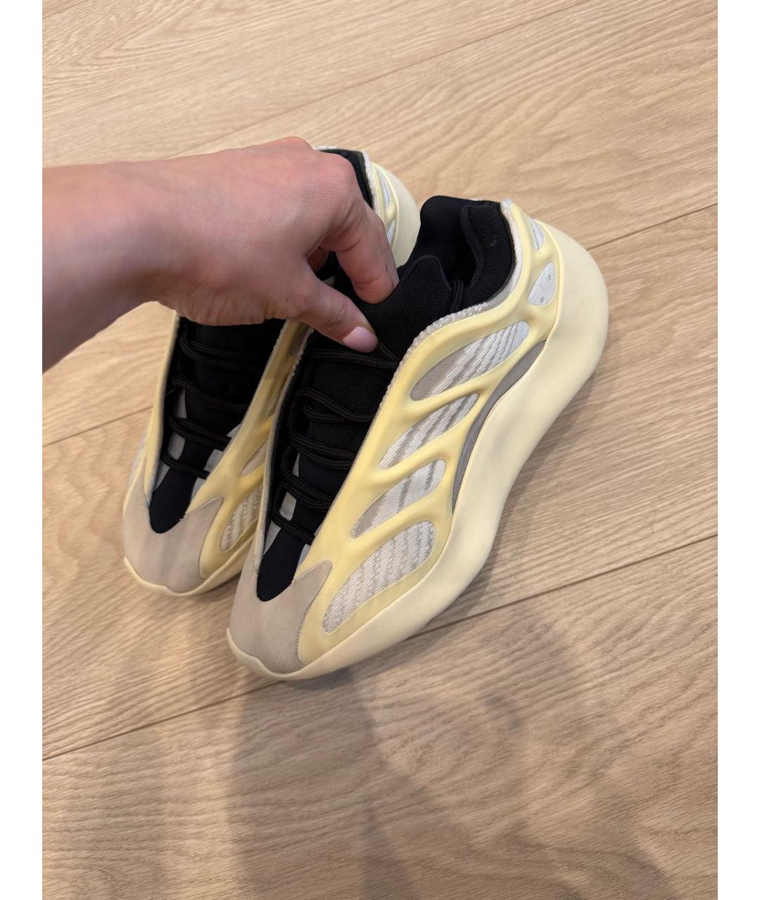 ADIDAS YEEZY Бежевые текстильные кроссовки, фото 5