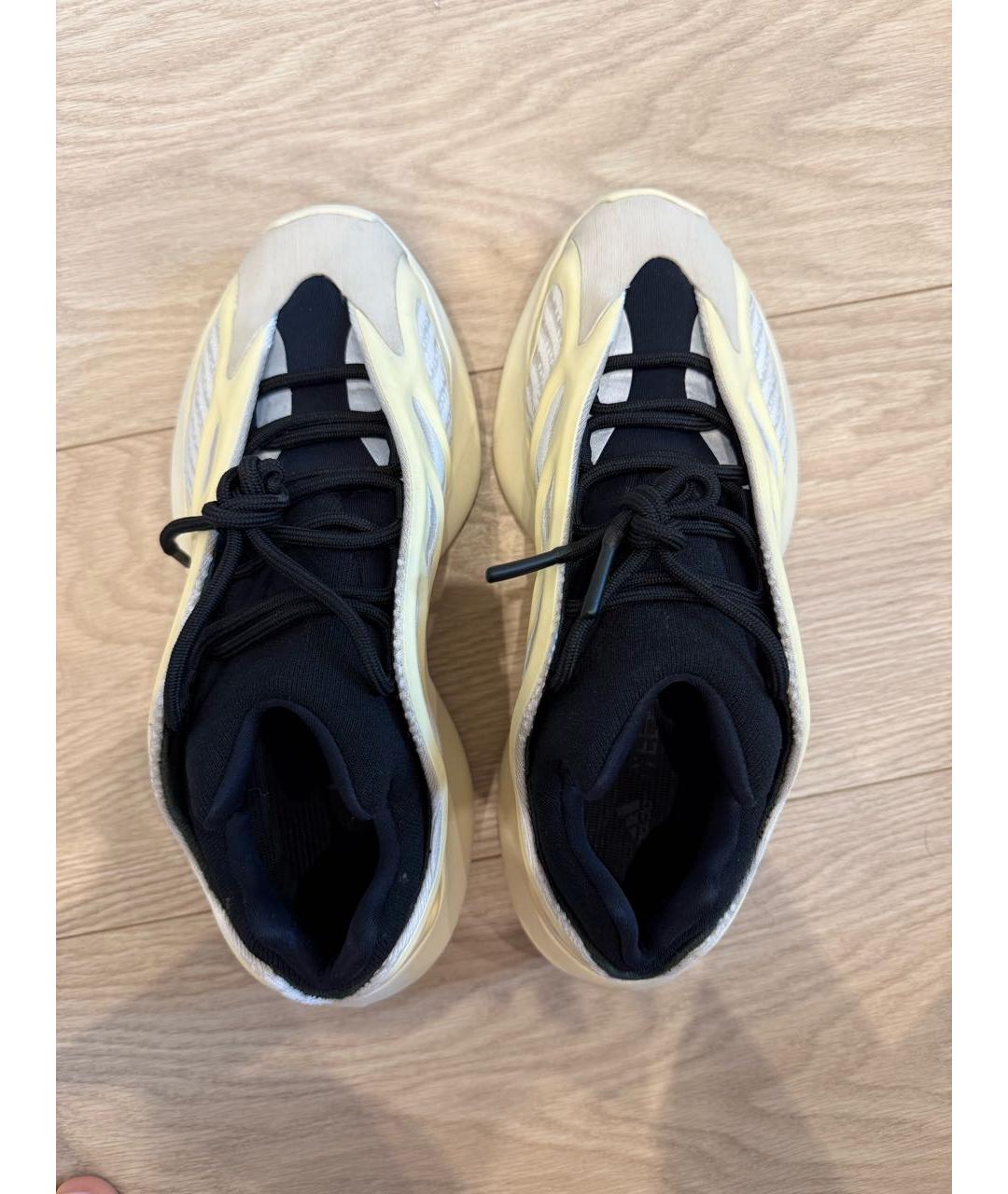 ADIDAS YEEZY Бежевые текстильные кроссовки, фото 3