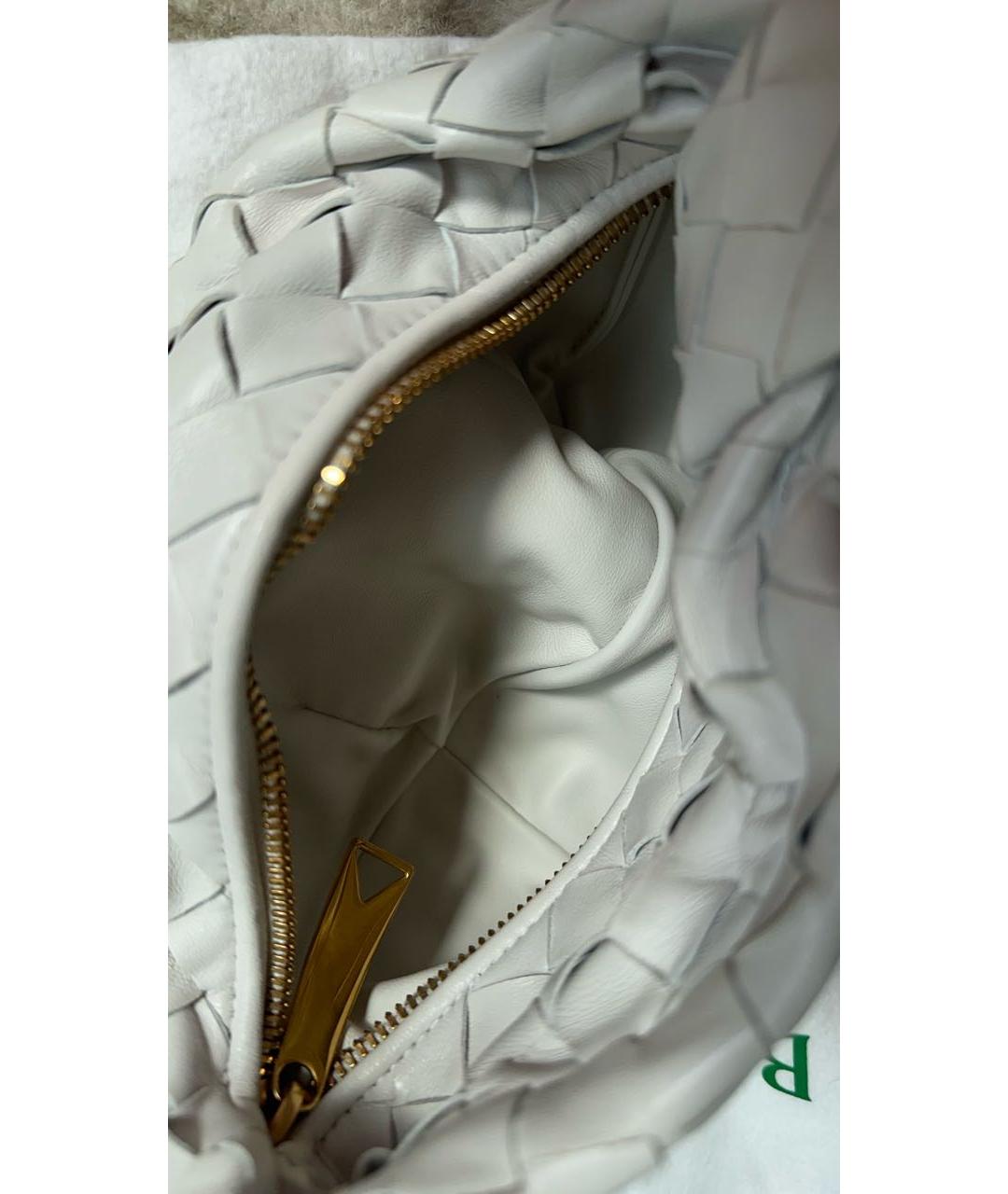 BOTTEGA VENETA Белая кожаная сумка с короткими ручками, фото 4