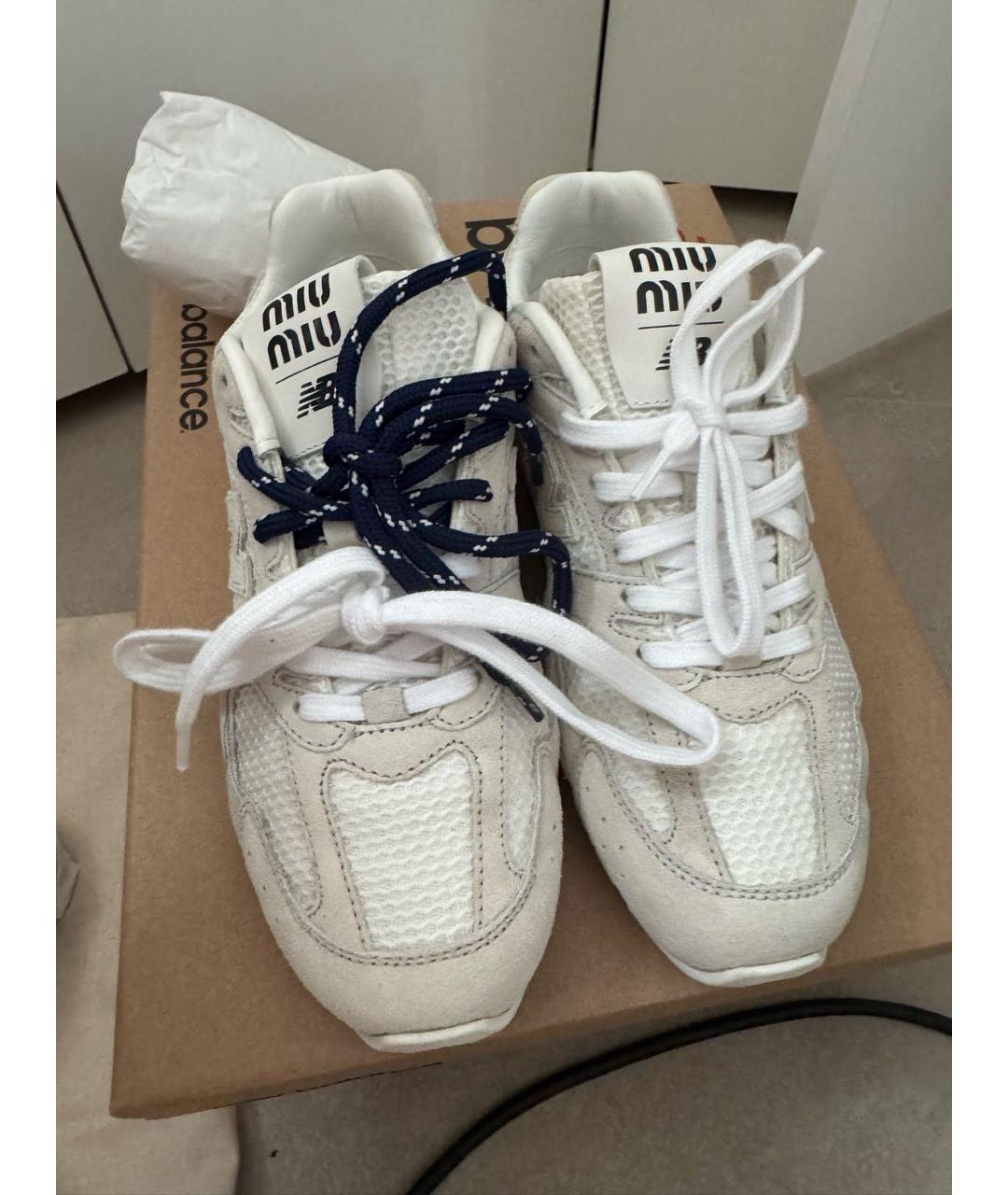 MIU MIU Белые замшевые кроссовки, фото 2
