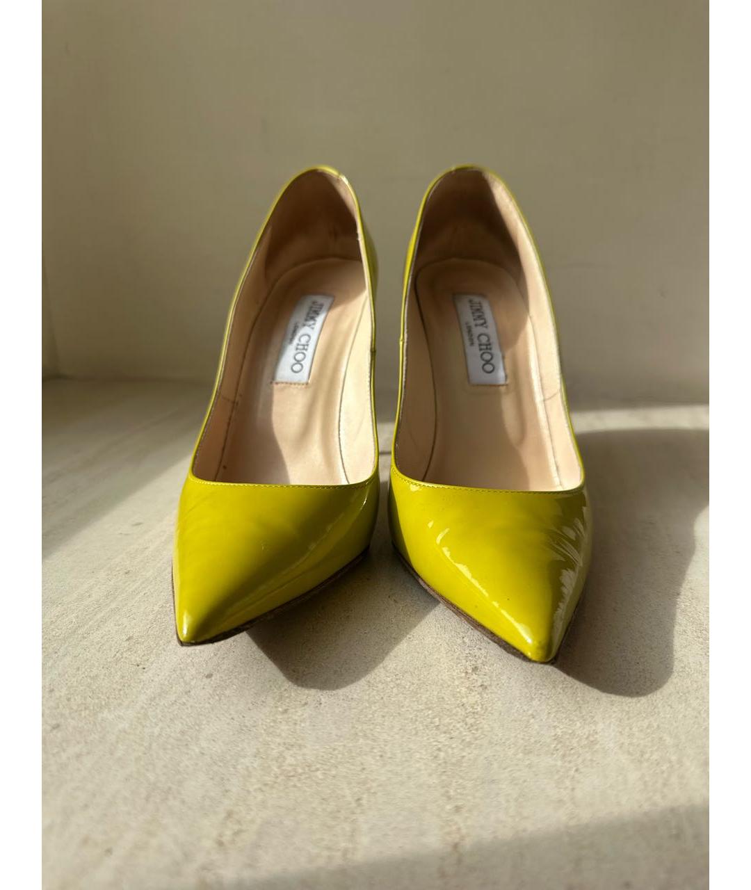 JIMMY CHOO Желтые туфли из лакированной кожи, фото 2