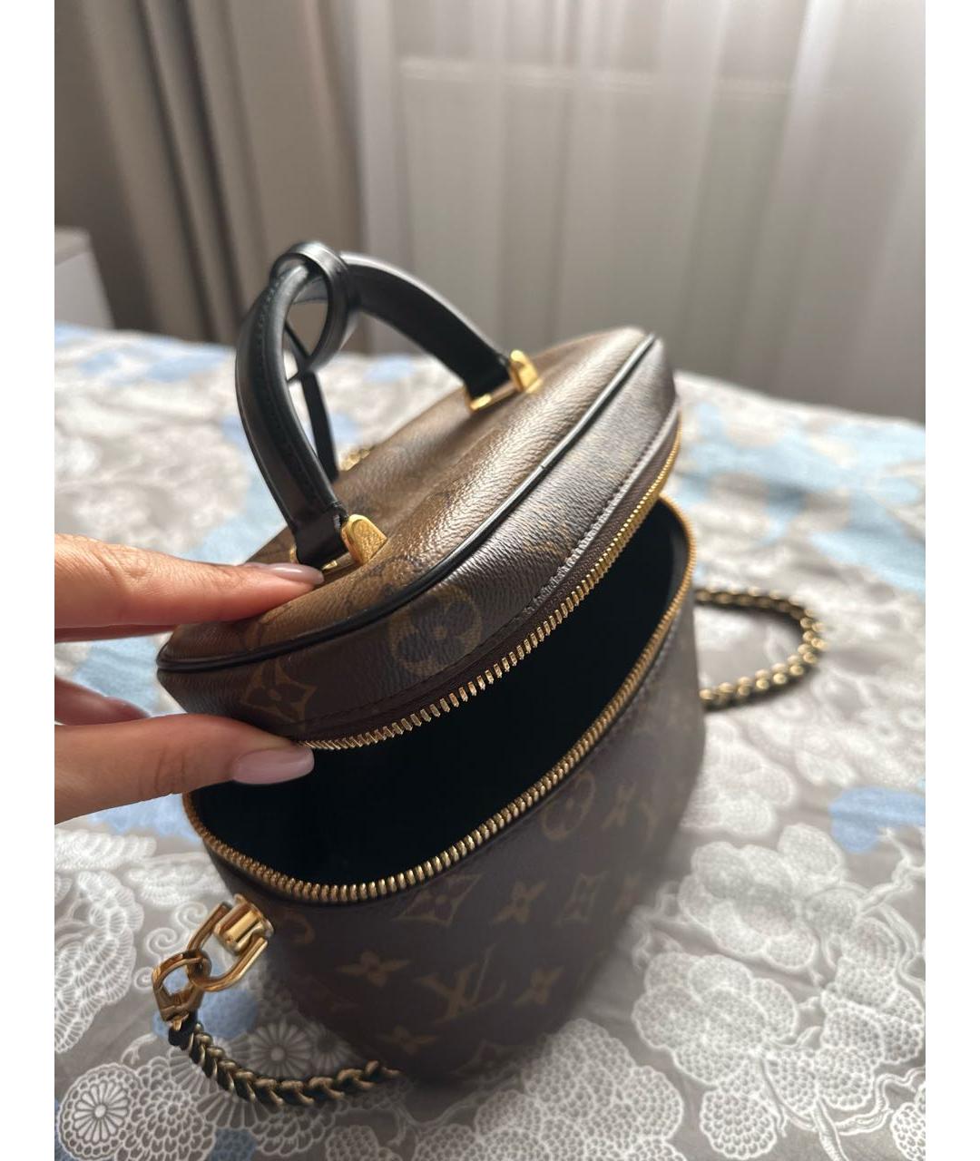 LOUIS VUITTON Коричневая кожаная сумка с короткими ручками, фото 4