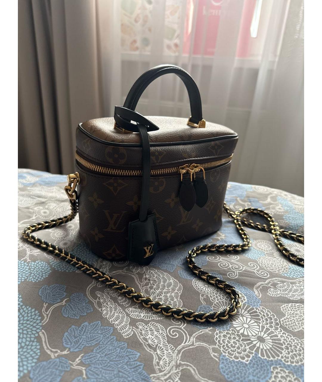 LOUIS VUITTON Коричневая кожаная сумка с короткими ручками, фото 2