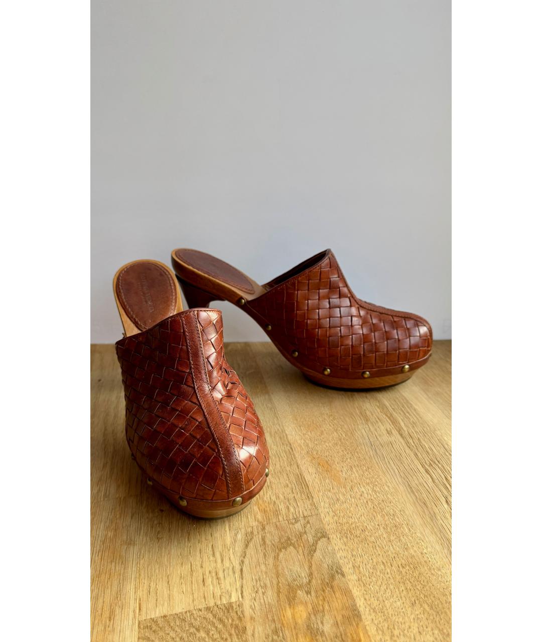 BOTTEGA VENETA Коричневые мюли, фото 10