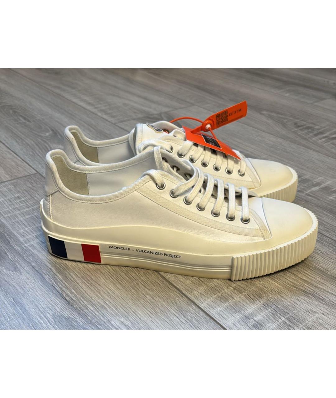 MONCLER Белые кожаные низкие кроссовки / кеды, фото 5