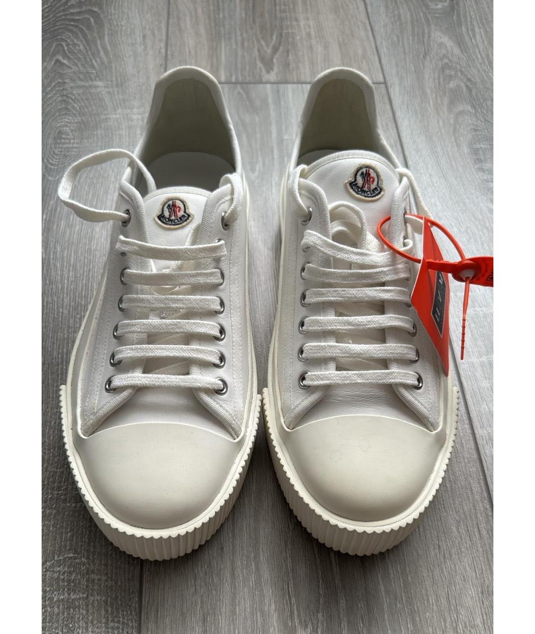 MONCLER Белые кожаные низкие кроссовки / кеды, фото 2