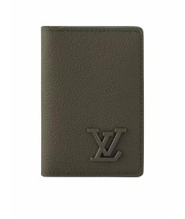 LOUIS VUITTON Кошелек