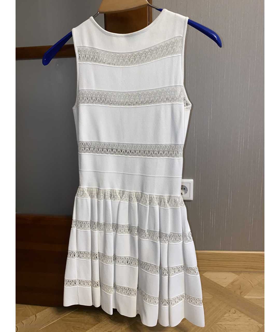 ALAIA Белое повседневное платье, фото 2