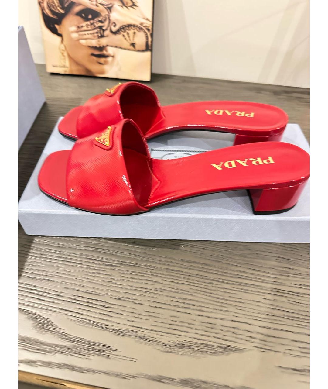 PRADA Красные босоножки из лакированной кожи, фото 5