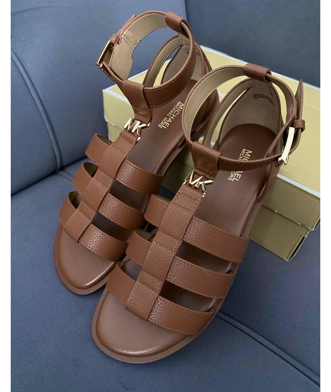 MICHAEL KORS Коричневые сандалии из искусственной кожи, фото 3
