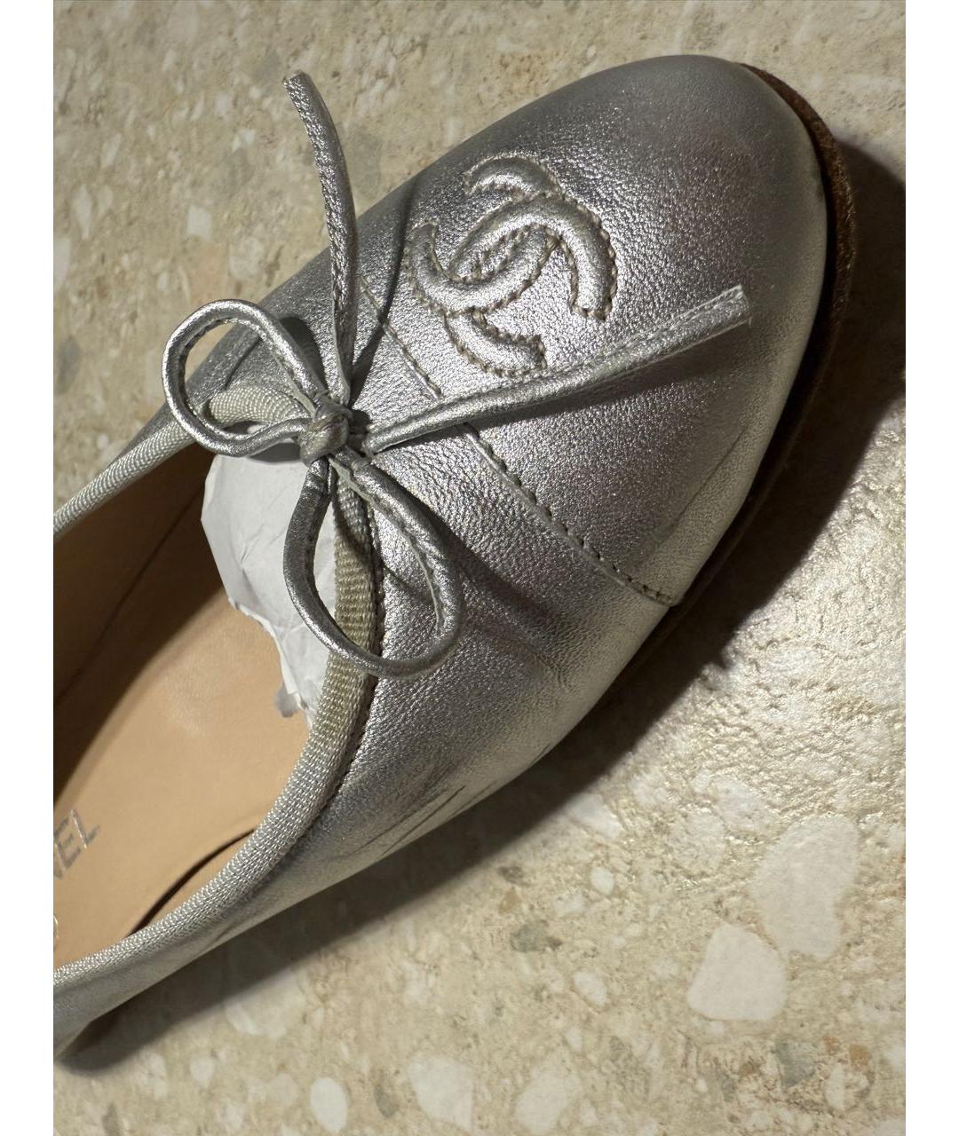 CHANEL Серебряные кожаные балетки, фото 5