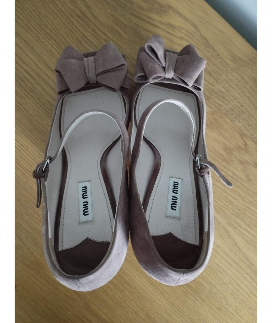 MIU MIU Розовые замшевые босоножки, фото 3