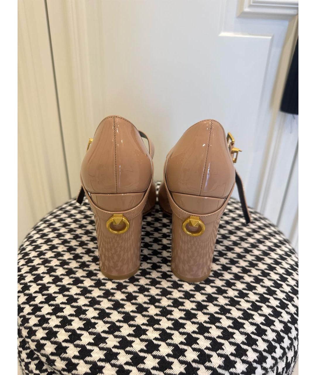 VALENTINO Бежевые туфли из лакированной кожи, фото 4