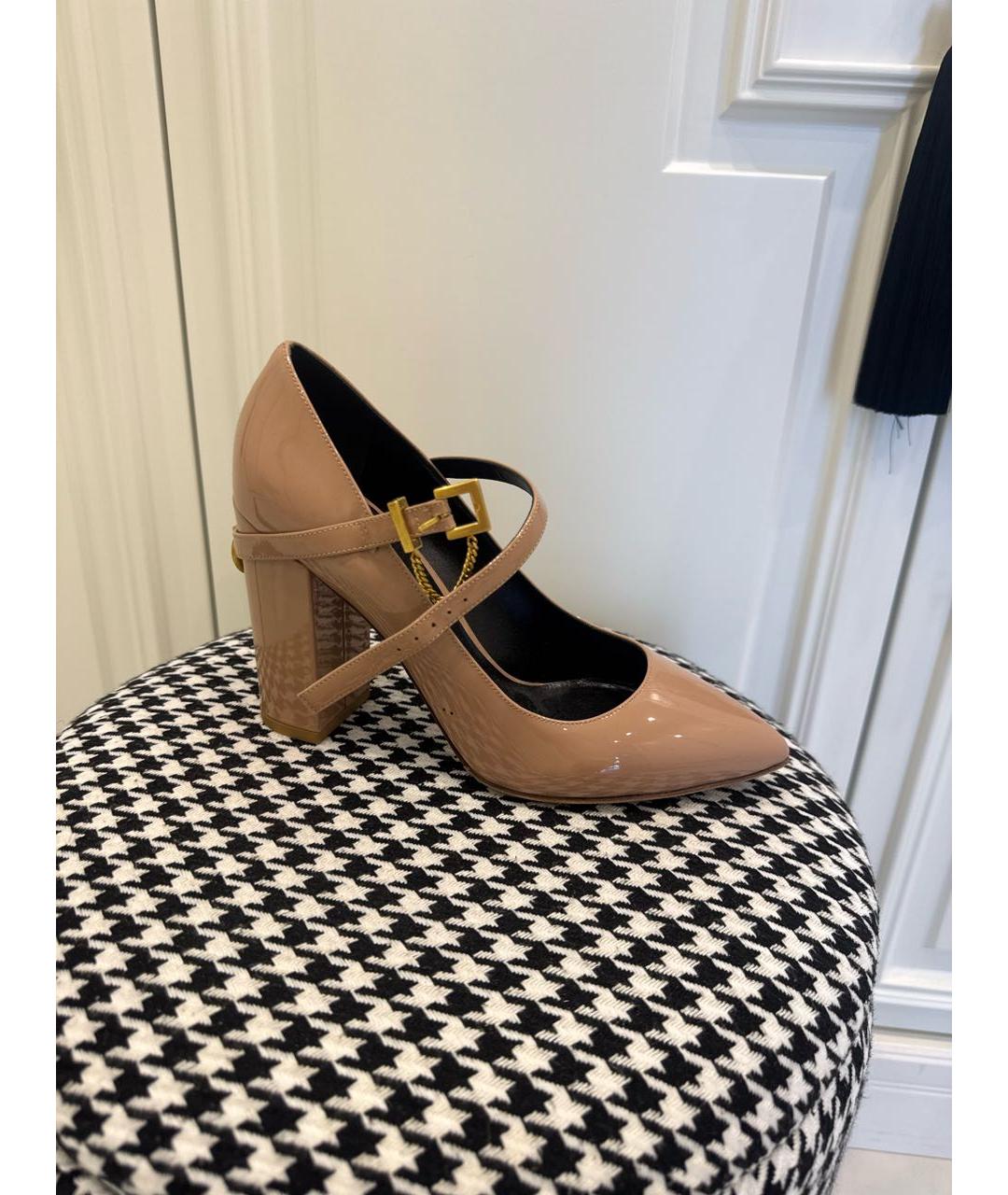 VALENTINO Бежевые туфли из лакированной кожи, фото 6