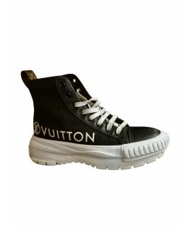 LOUIS VUITTON Кеды