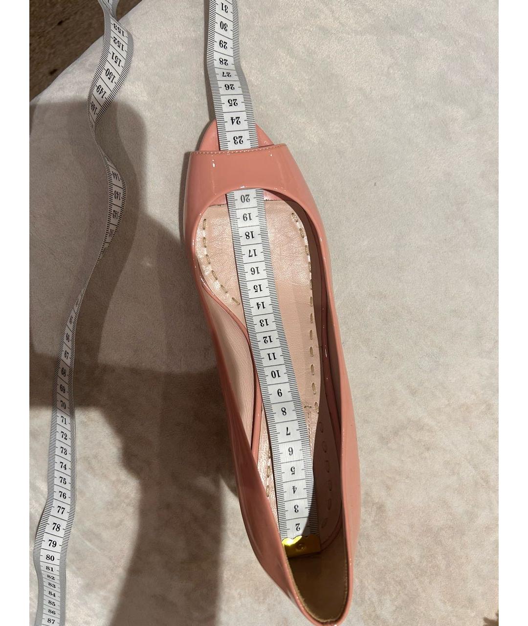 MIU MIU Бежевые босоножки из лакированной кожи, фото 6