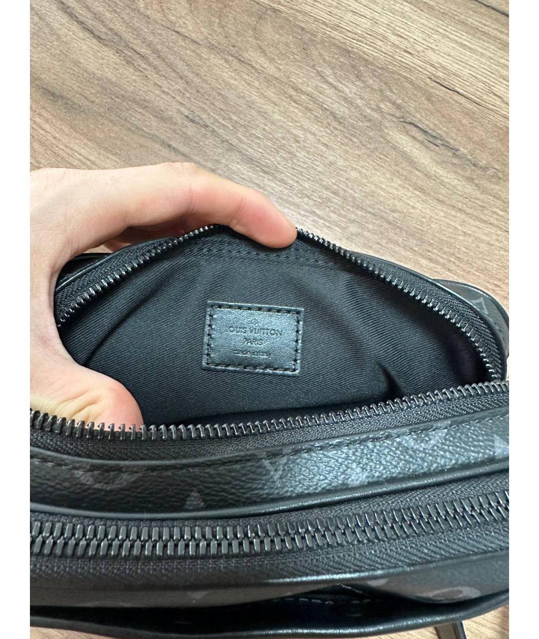 LOUIS VUITTON Черная кожаная сумка на плечо, фото 3