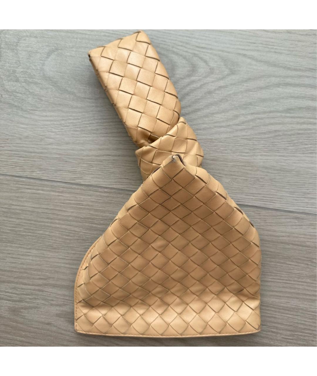 BOTTEGA VENETA Бежевая кожаная сумка с короткими ручками, фото 5