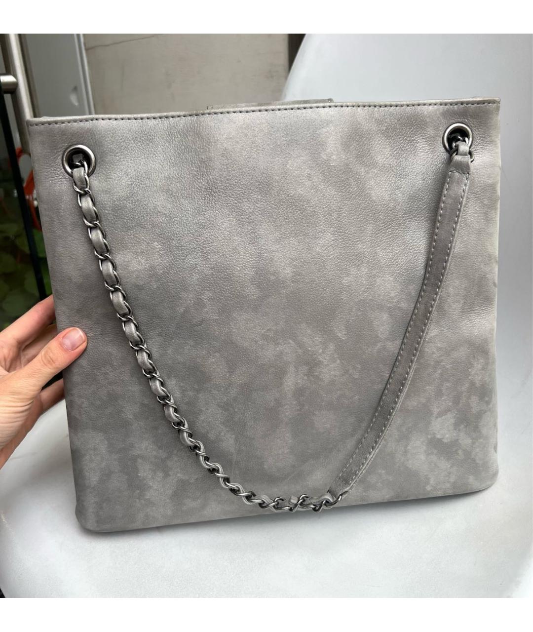 CHANEL Серебряная кожаная сумка тоут, фото 2