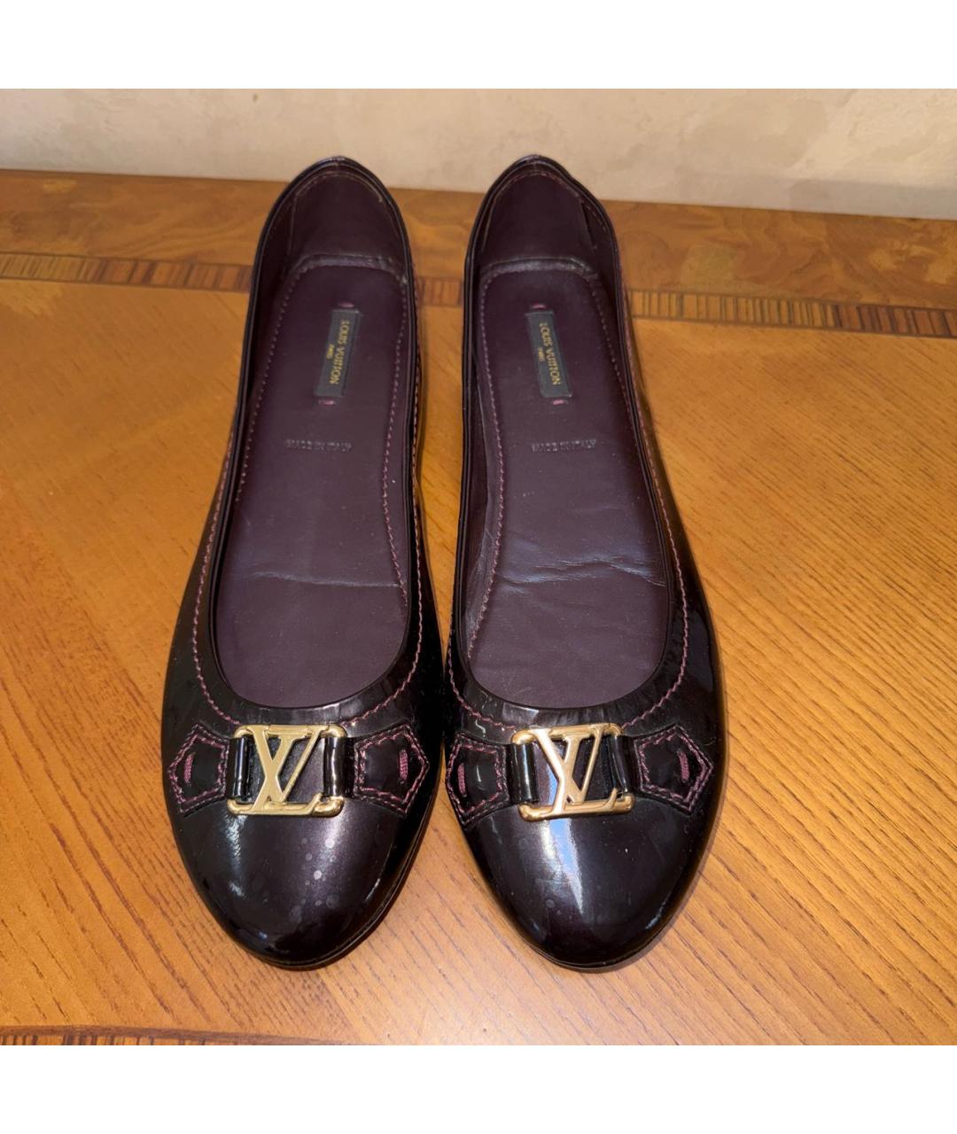 LOUIS VUITTON Бордовые кожаные балетки, фото 2