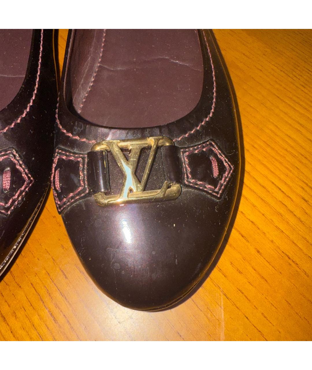 LOUIS VUITTON Бордовые кожаные балетки, фото 3