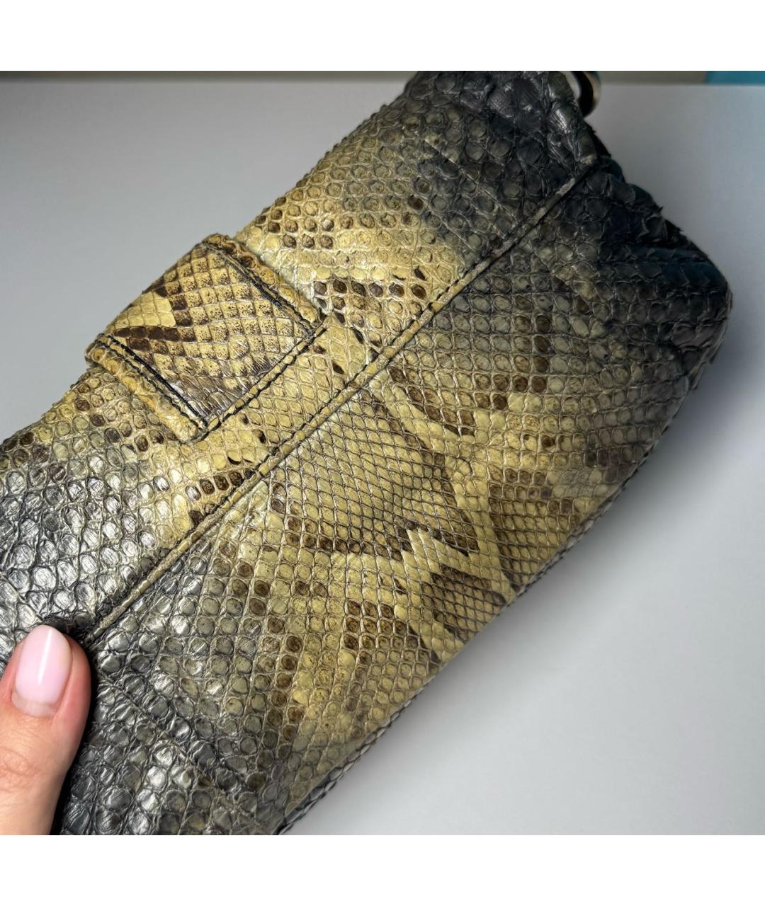 PRADA Сумка с короткими ручками из экзотической кожи, фото 6