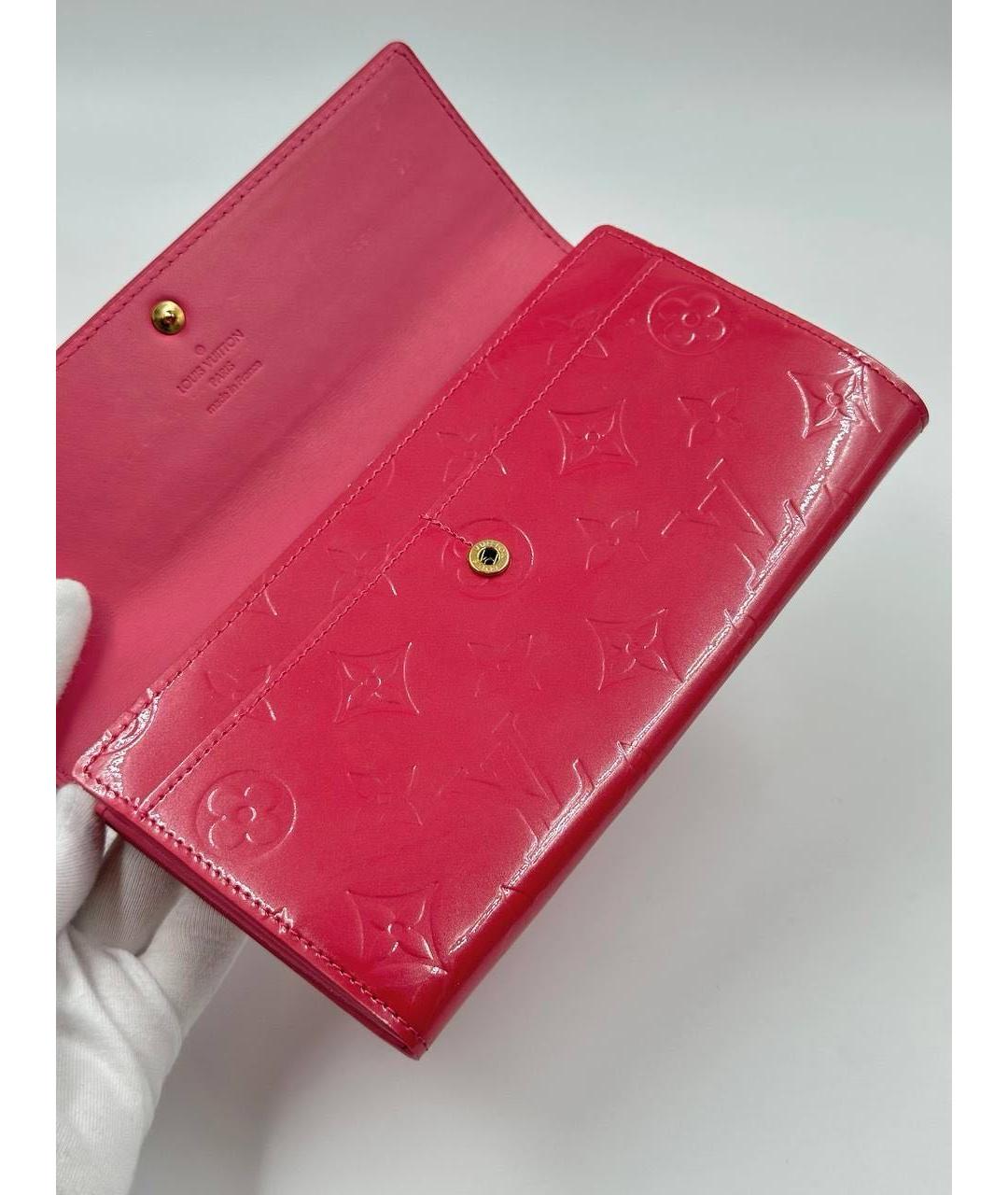 LOUIS VUITTON Розовый кошелек из лакированной кожи, фото 4