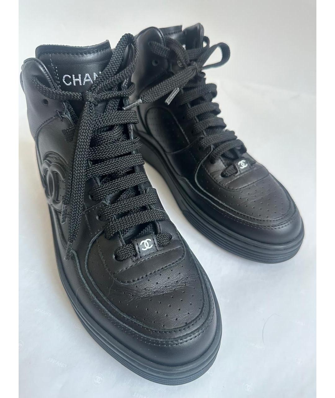 CHANEL Черные кожаные кроссовки, фото 2