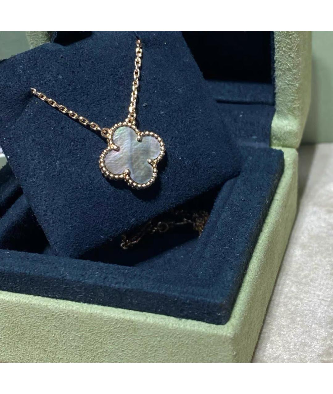 VAN CLEEF & ARPELS Серая подвеска из розового золота, фото 5