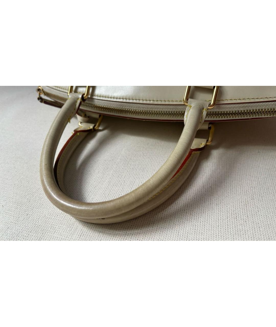 LOUIS VUITTON Бежевая кожаная сумка с короткими ручками, фото 5