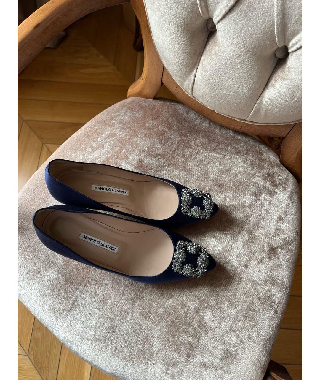 MANOLO BLAHNIK Темно-синие текстильные туфли, фото 5