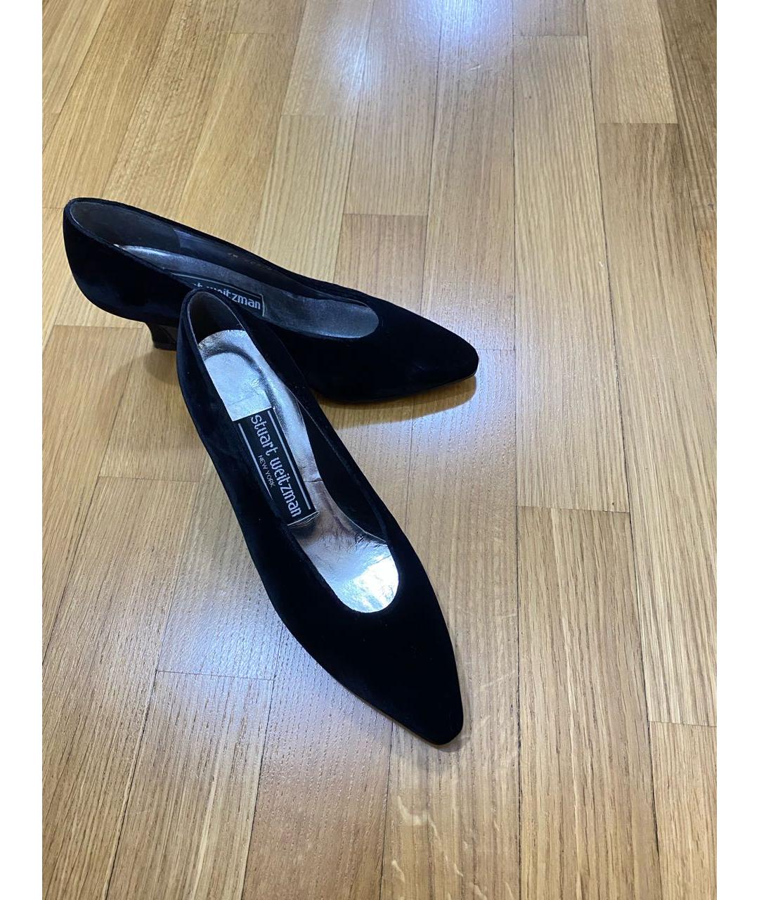 STUART WEITZMAN Черные бархатные туфли, фото 8