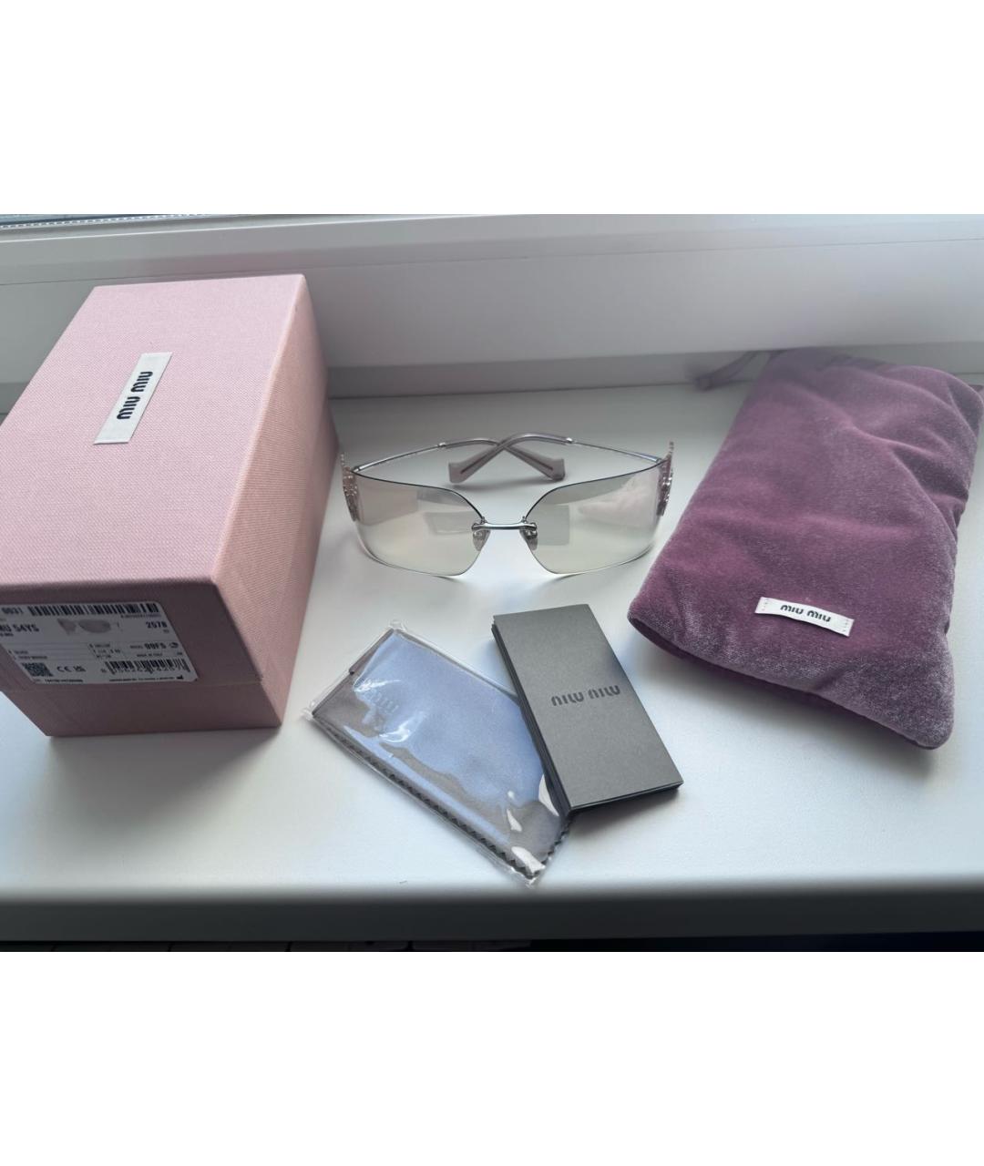 MIU MIU Серебряные пластиковые солнцезащитные очки, фото 3