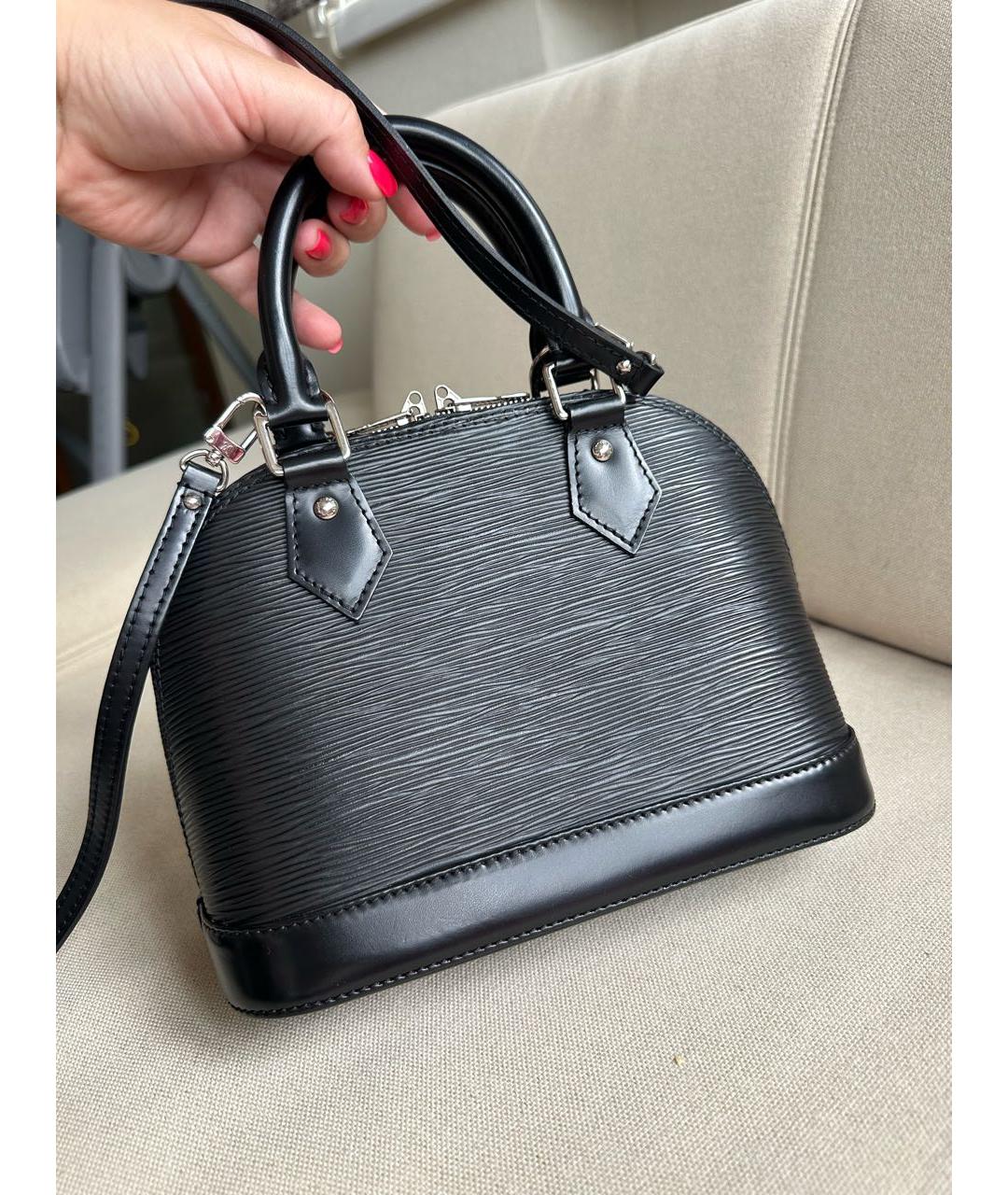 LOUIS VUITTON Черная кожаная сумка с короткими ручками, фото 4