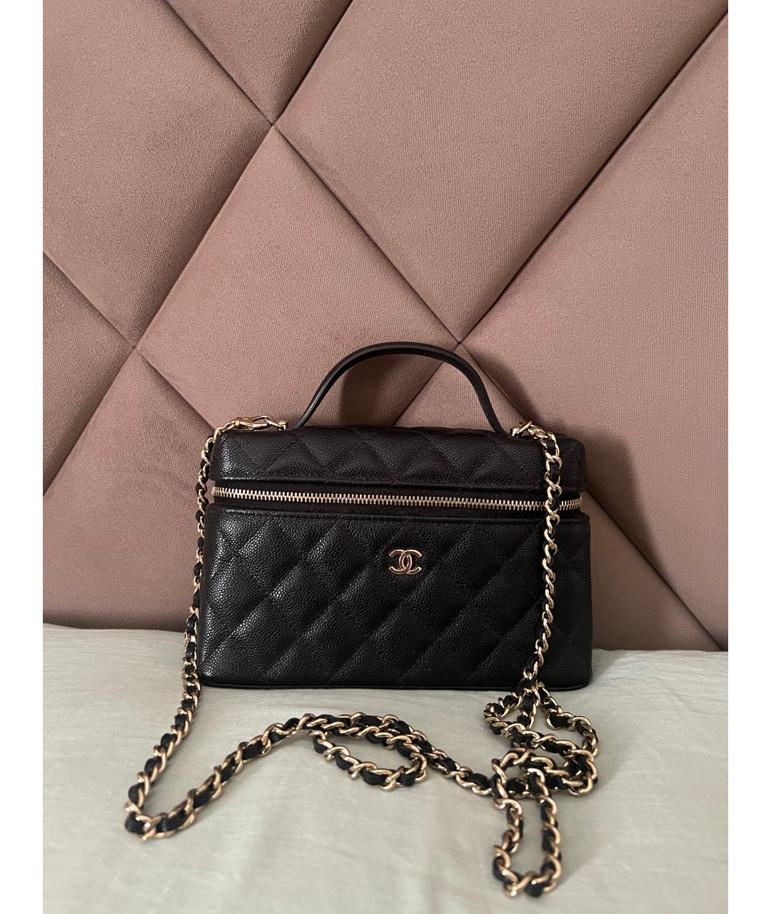 CHANEL Черная кожаная сумка с короткими ручками, фото 5