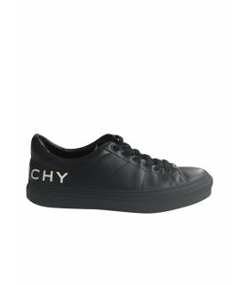 GIVENCHY Низкие кроссовки / кеды