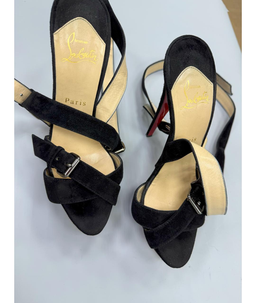 CHRISTIAN LOUBOUTIN Черные замшевые босоножки, фото 3