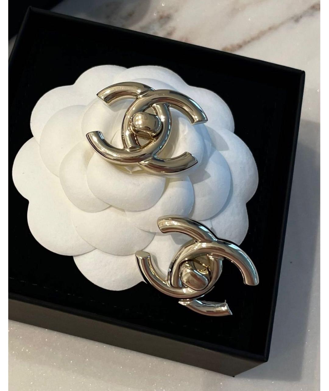 CHANEL Золотые металлические серьги, фото 2