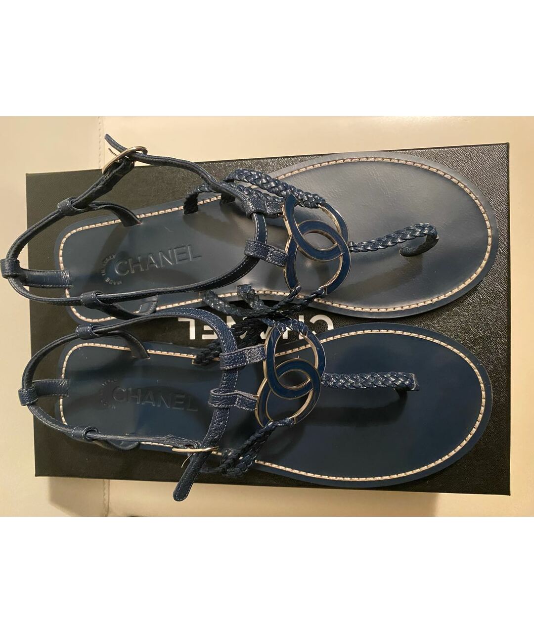 CHANEL PRE-OWNED Темно-синие кожаные сандалии, фото 2