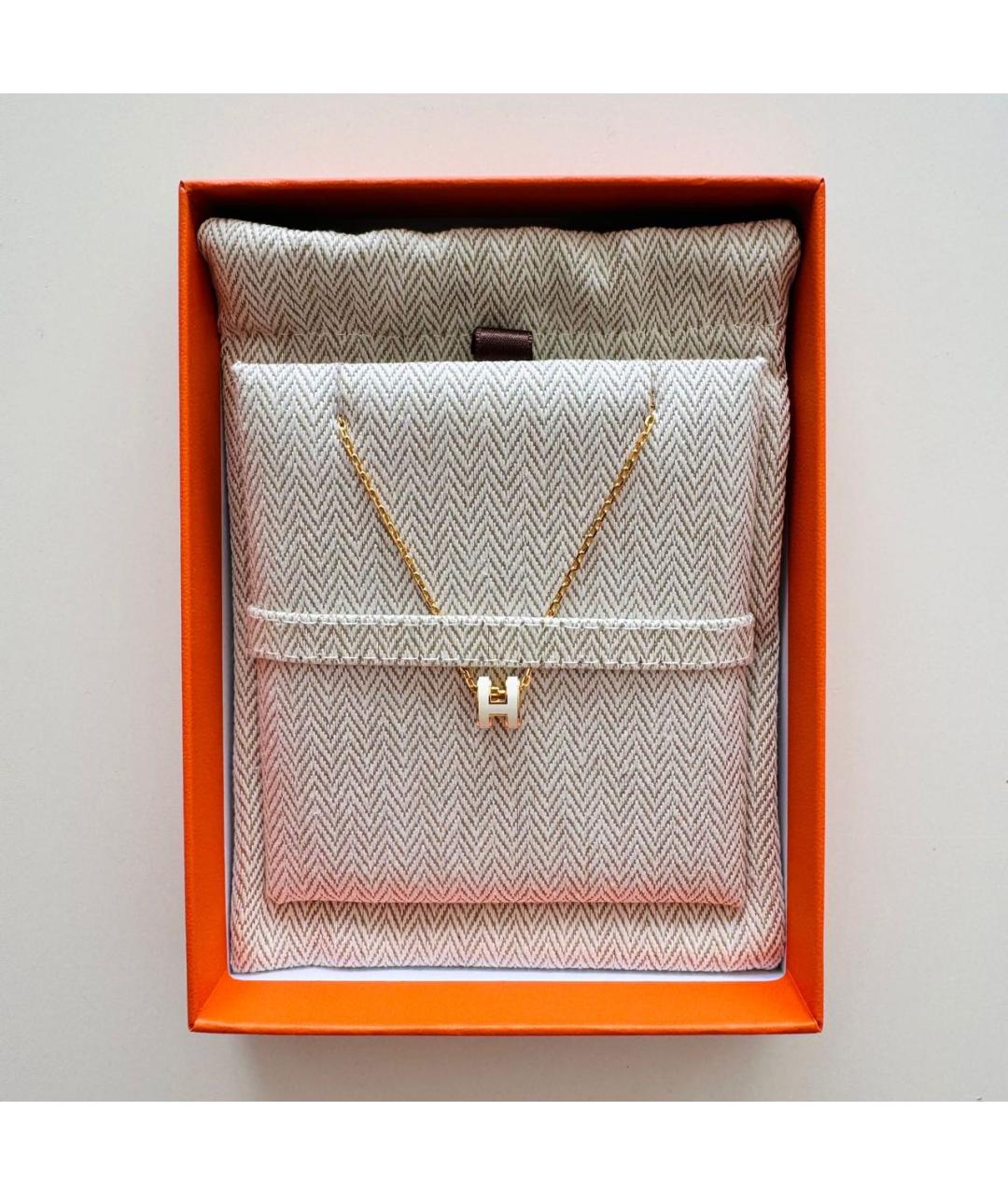 HERMES Белая металлическая подвеска, фото 3
