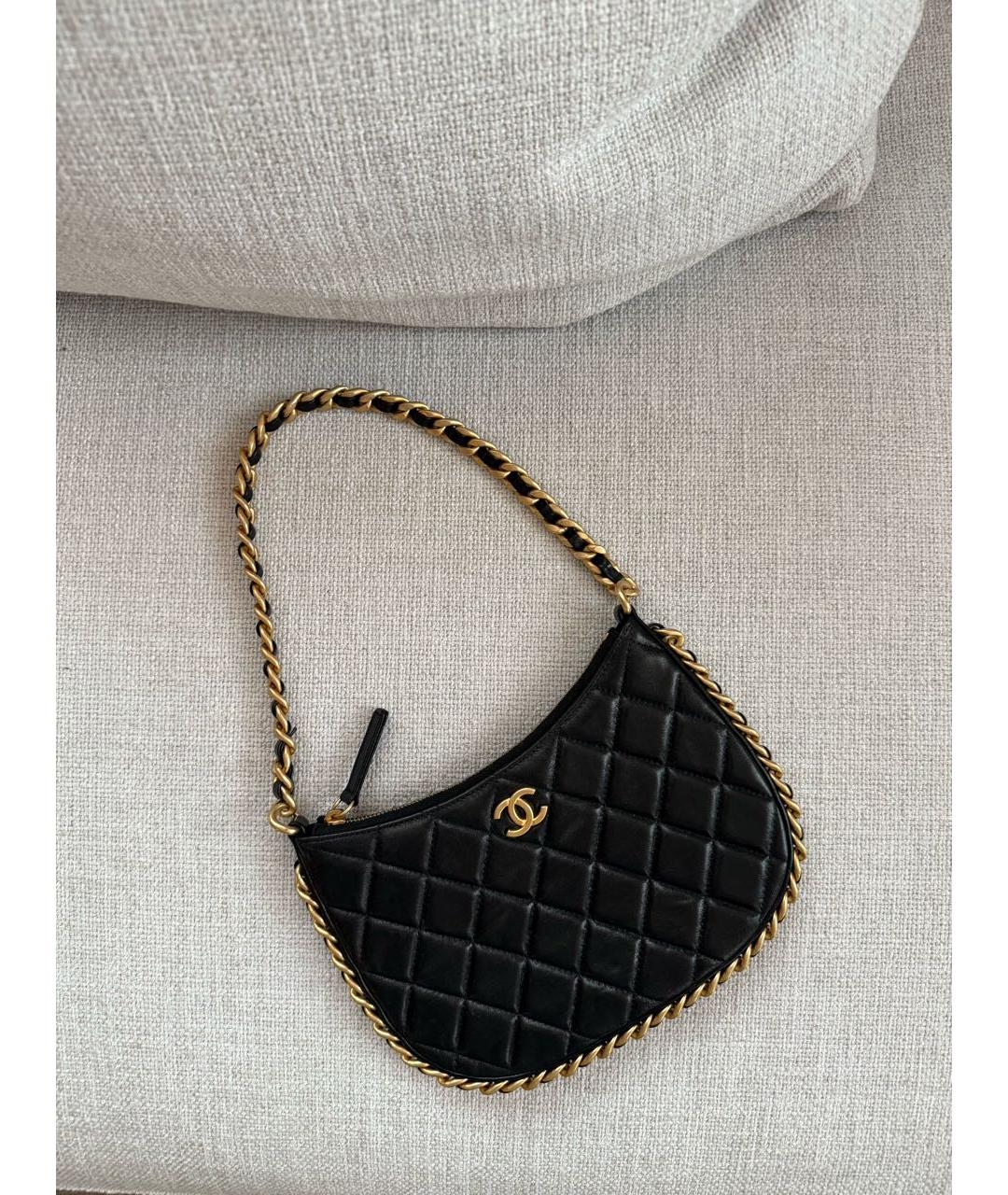 CHANEL Черная кожаная сумка с короткими ручками, фото 3