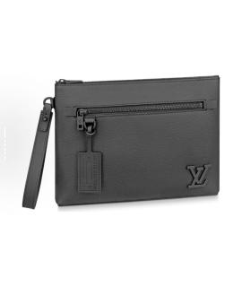 LOUIS VUITTON Барсетка