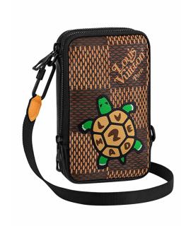 LOUIS VUITTON Кошелек