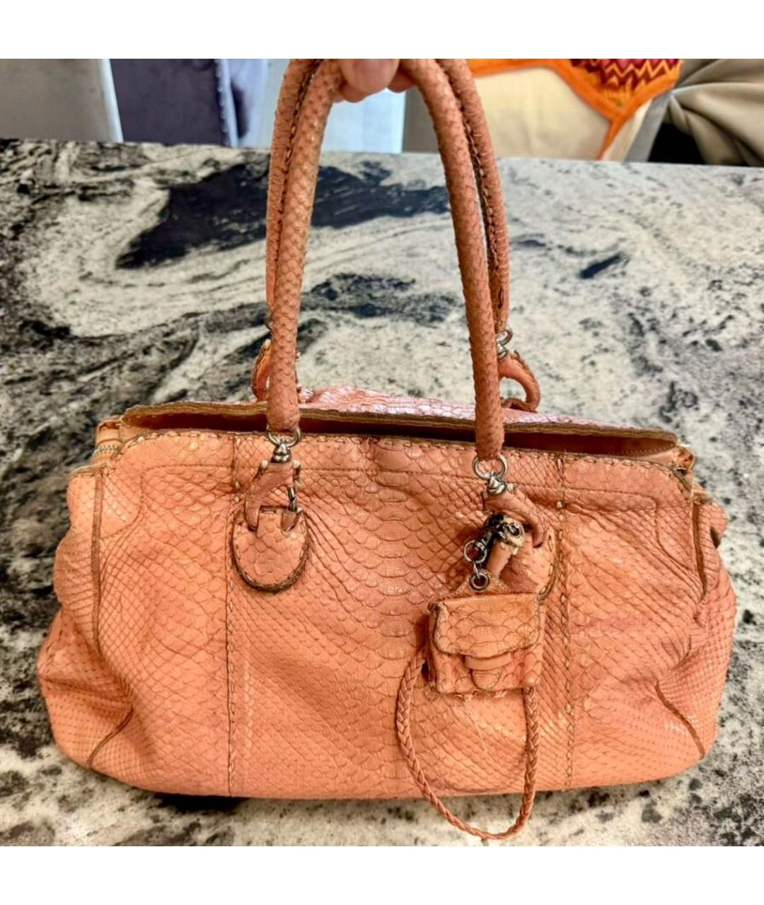 ERMANNO SCERVINO Коралловая сумка с короткими ручками из экзотической кожи, фото 8