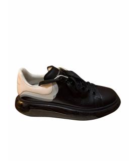 ALEXANDER MCQUEEN Низкие кроссовки / кеды