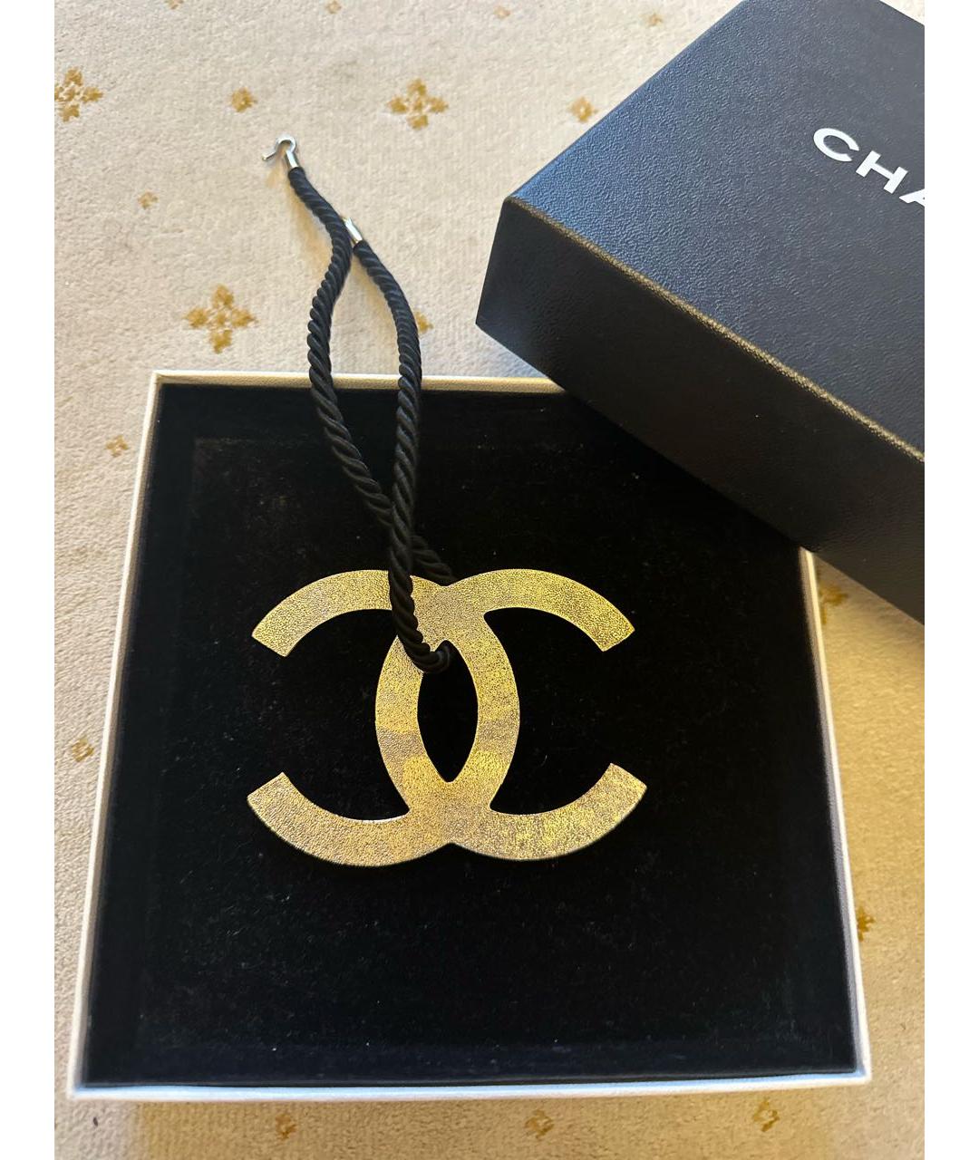 CHANEL Черная металлическая подвеска, фото 3