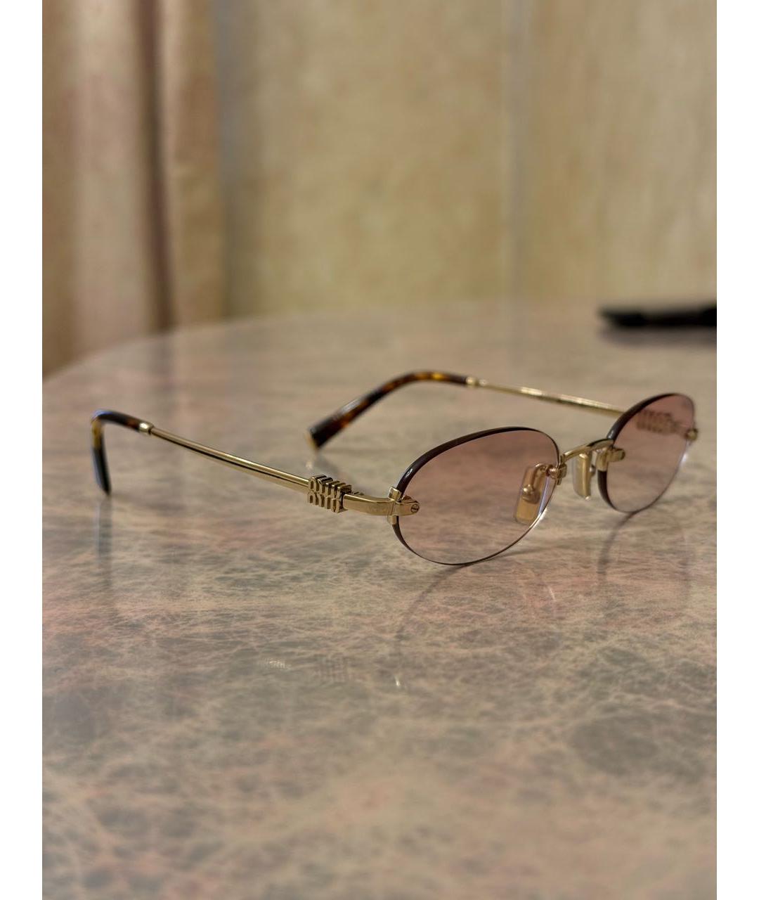 MIU MIU Розовые металлические солнцезащитные очки, фото 3